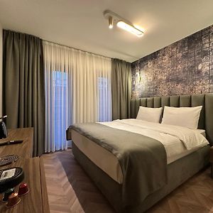 Iris Han Hotel